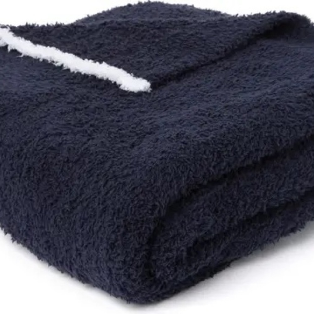 Barefoot Dreams Cozy Chic Contrast Tip Blanket in Warm Gray and White 45” x 60”